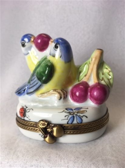 Picture of Limoges Bluebirds with Cherries Box