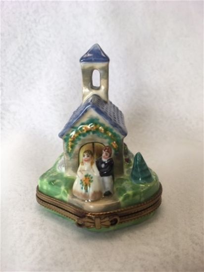 Picture of Limoges Wedding Chapel with Blue Roof and Couple Box
