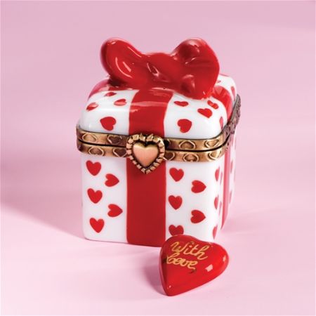Picture for category Limoges Valentine Boxes