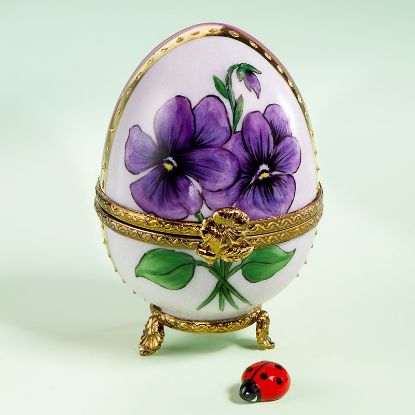 Picture of Limoges Purple Pansies Egg Box with Ladybug