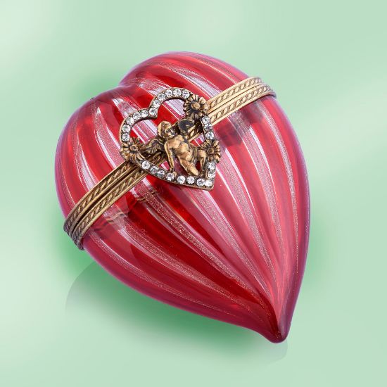 Picture of Murano Glass Heart Box with  Cherub Clasp with Crystals  