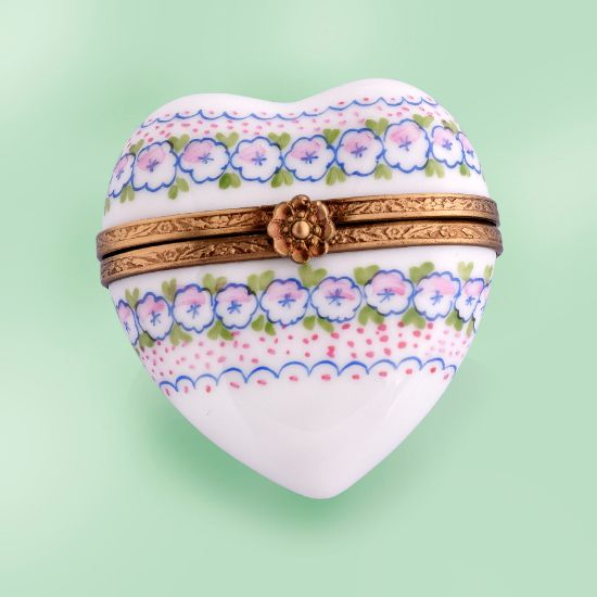 Picture of Limoges Heart with Daisies Box