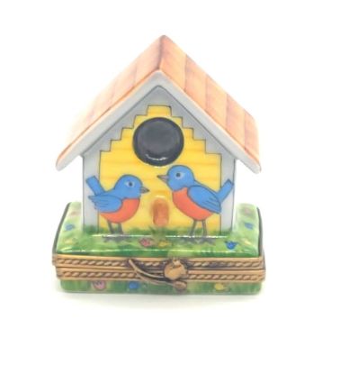 Picture of Limoges Birdhouse with Two Bluebirds Box