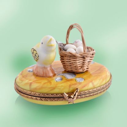 Picture of Limoges Chicken with Basket of Eggs Box