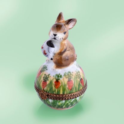 Picture of Limoges Rabbit on Top of Carrots Box
