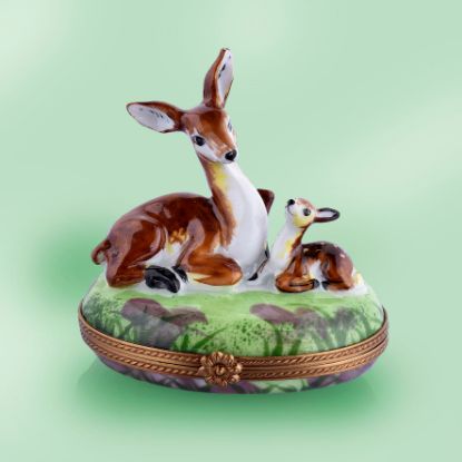 Picture of Limoges Mother and Baby Deer on Grass Box