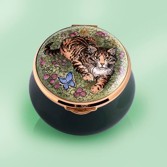 Picture of Cat with Butterflies on Green Enamel