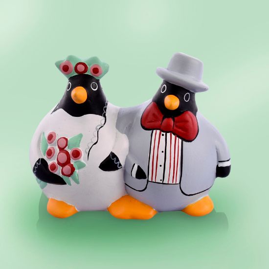 Picture of Italian Penguin Wedding Statuette