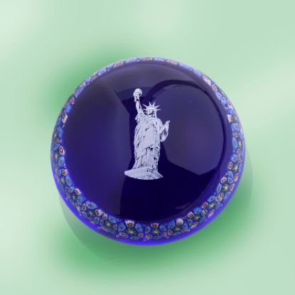 Picture of Murano Glass  Lady Liberty Paperweight