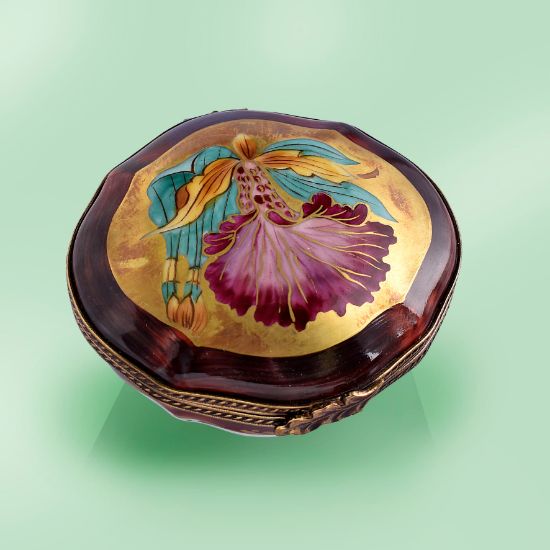 Picture of Limoges Artistic Orchid on Shell Box 