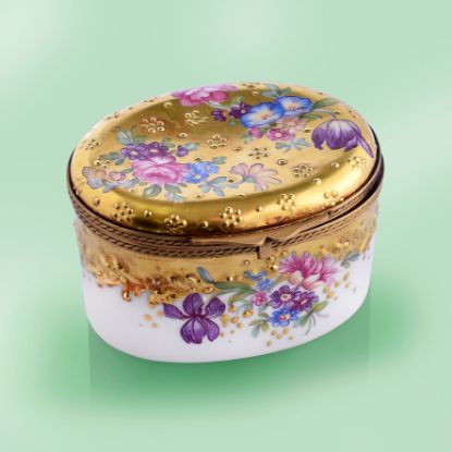 Picture of Limoges Gold Box with Flowers and Couple on  the inside lid