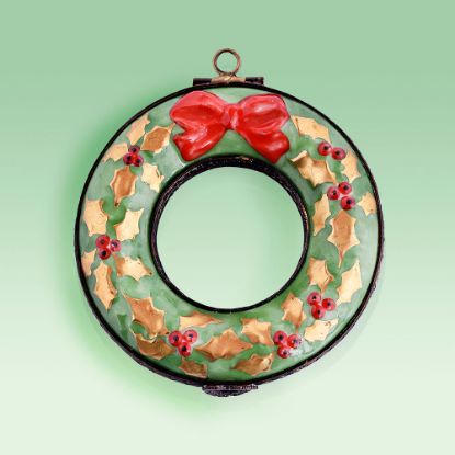 Picture of Limoges Christmas Wreath with Red Bow Ornament  Box