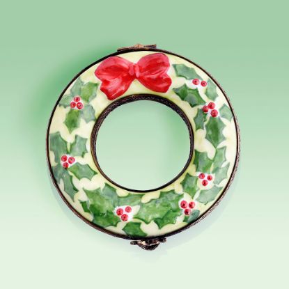 Picture of Limoges Holiday Wreath with Holly and Red Bow Box